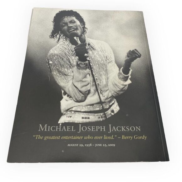 EBONY 2009 Special Tribute Magazine - MICHAEL JACKSON In His Own Words Pre-Owned - Picture 4 of 4
